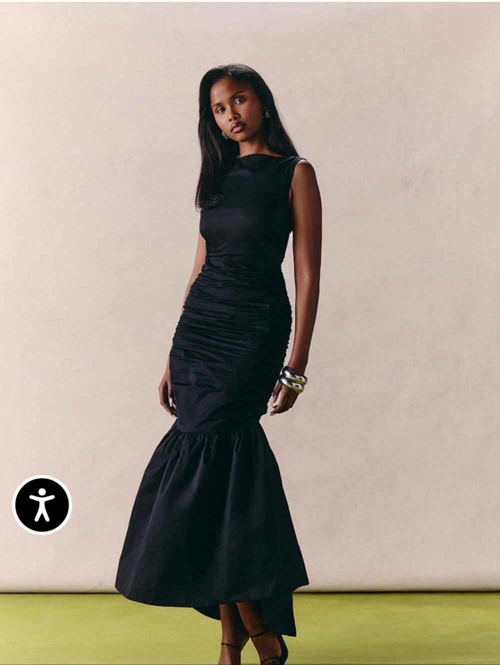Elegant Black Sleeveless Ruched Mermaid Dress